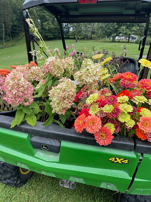 Floral Ridge Farm Seasonal and Bridal Buckets